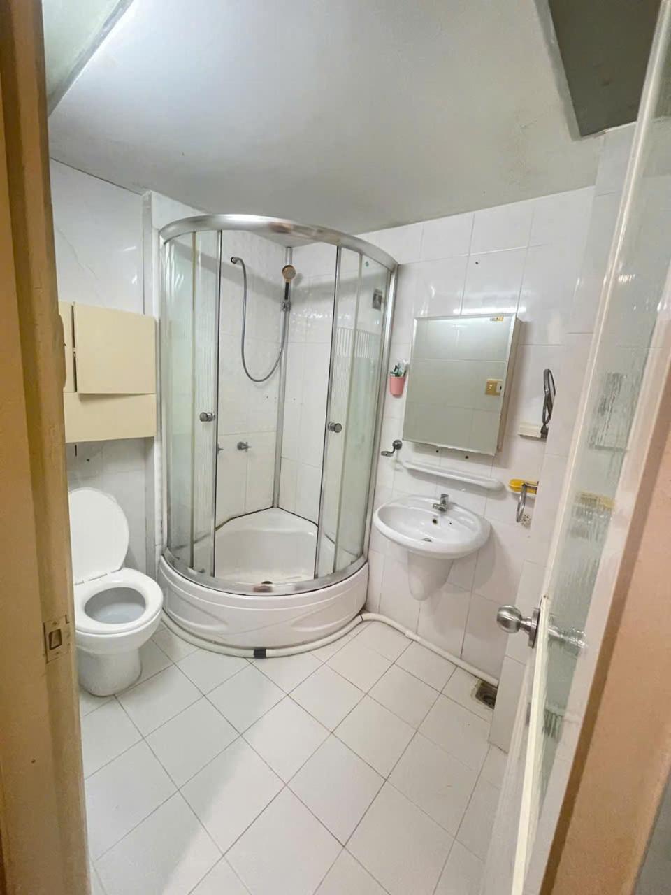 Sky House Aparthotel Хошимин Екстериор снимка